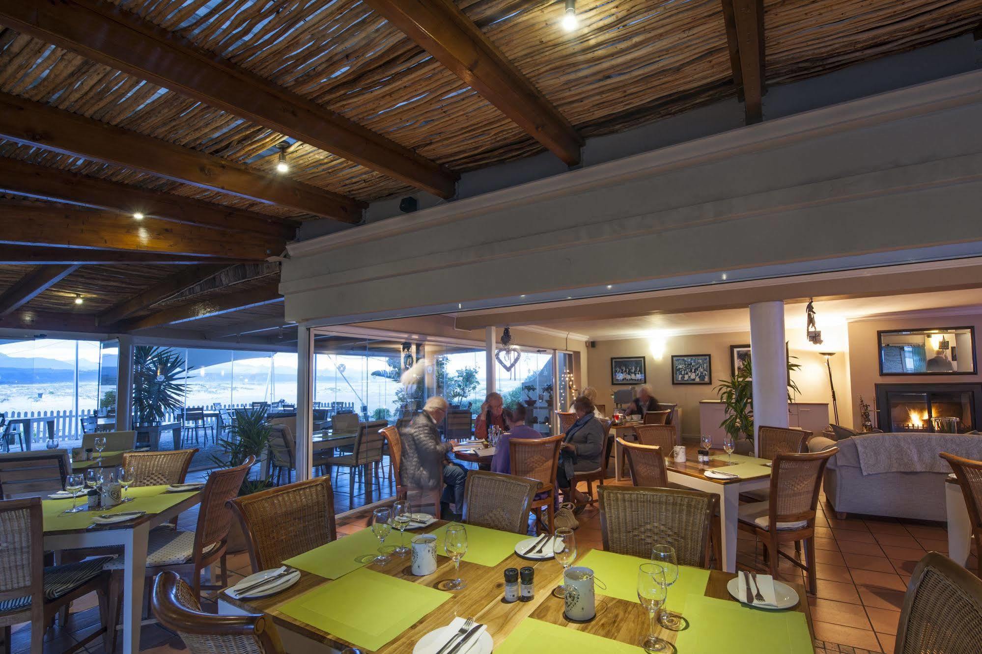 Bed and Breakfast Milkwood Manor On Sea Плеттенберг-Бей Экстерьер фото