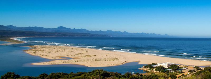 Bed and Breakfast Milkwood Manor On Sea Плеттенберг-Бей Экстерьер фото